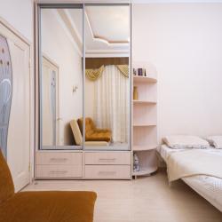 Фото Апартаменты на улице Ермолова 19