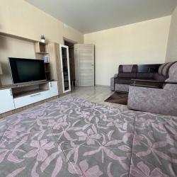 Фото Отель Уютная квартира на проспекте Красный 307