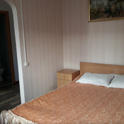 Номер стандарт с 1 двуспальной кроватью