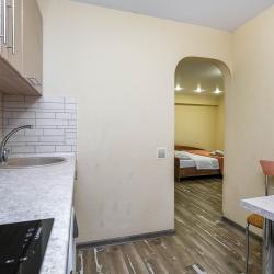 Фото Отель В гости на улице Челюскинцев 44