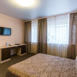 Номер эконом с 1 двуспальной кроватью