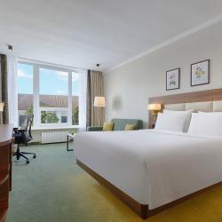 Номер улучшенный стандарт с 1 двуспальной кроватью