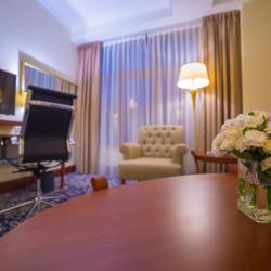 Фото Отель Ramada Almaty (Рамада )