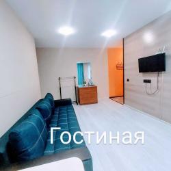 Фото Апартаменты на улице Сурикова 4