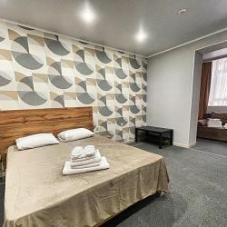 VeryHotel — 0828a26bfbf6d80f56ed277de74b1cc7