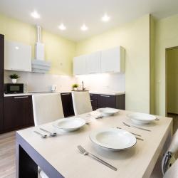 Фото Апартаменты на улице Петра Ломако 12