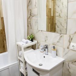 Фото Апартаменты на улице Гамзатова 19