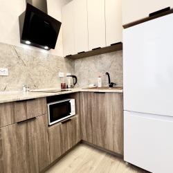 4-местные 2-комнатные апартаменты улучшенные в Центре Тюмени рядом с природой