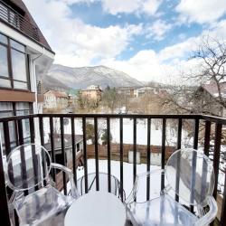 1-комнатные апартаменты студия Вознесенская 3а/17