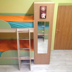 Кровать в 6-местном общем номере