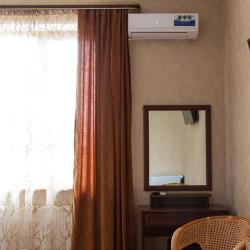 Номер комфорт с 1 двуспальной кроватью