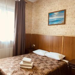 Номер стандарт с 1 двуспальной кроватью