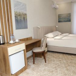 Номер стандарт с 1 двуспальной кроватью