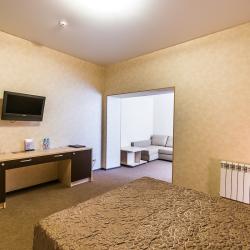 Номер стандарт с 1 двуспальной кроватью