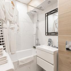 Фото Отель Roomer (Румер) на улице Золотая Горка 14
