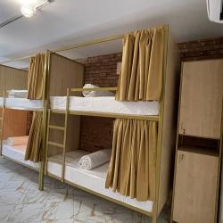 Кровать в женском номере с 3 двухъярусными кроватями (удобства общие)