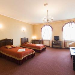 Номер полулюкс с 2 односпальными кроватями