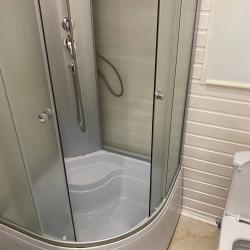 Коттедж стандарт с 2 односпальными и 1 двуспальной кроватью