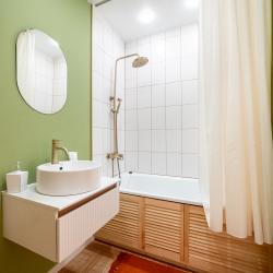 Фото Апартаменты на улице Молокова 12