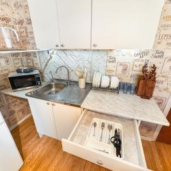 Фото Отель Посуточно50 на Совхозной 8а