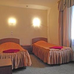 Фото Отель Жарки