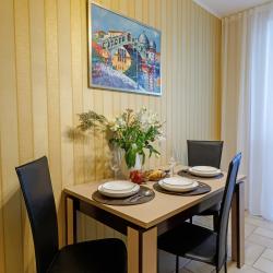 Фото Апартаменты на улице Революционная 4