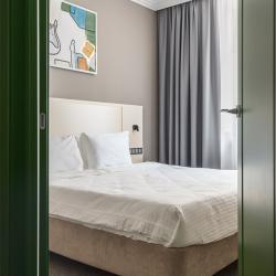 Фото Отель Green Door's (Грин Дорс)