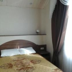 Комната люкс с 1 двуспальной кроватью и диваном