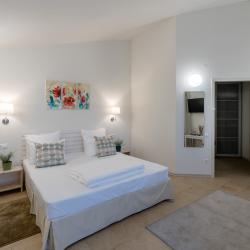 Фото Отель Loyal Guest House (Лоял)