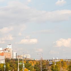 Фото Отель Просторная двухкомнатная квартира на берегу Енисея