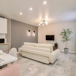 Фото Апартаменты на Холмогорова 21а