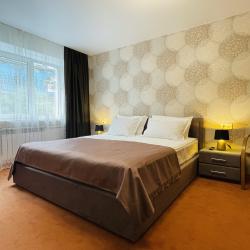 Номер люкс с 1 двуспальной кроватью