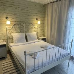 Люкс, вид на берег, 3*
