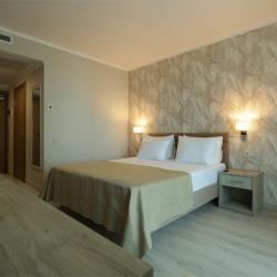 2-местный номер стандарт с балконом (третий корпус)