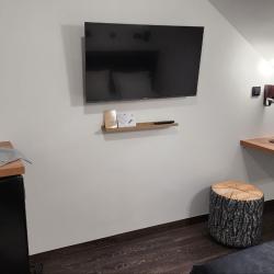 2-местный номер стандарт с 1 двуспальной кроватью (мансарда)