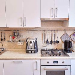 Фото Apartments J&N Ленинградский (Апартаменты ДжейЭн)