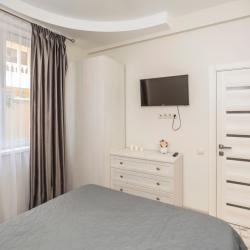 2-комнатные апартаменты улучшенные Южных культур 5 кв.12