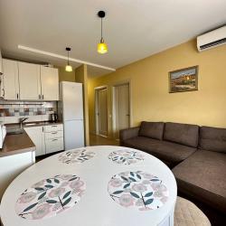 Фото Отель EasyRent на проспекте Карла Маркса 32