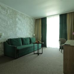 3-комнатные апартаменты люкс с балконом (третий корпус)