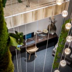 Фото V hotel & Rooftop lounge (В отель)