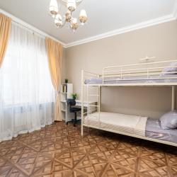 Фото Отель Трехкомнатная квартира на Казанской улице,45