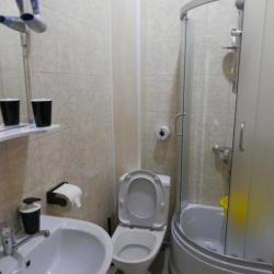 Комната студио с 1 двуспальной крвоатью