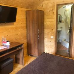 Комната стандарт с 1 двуспальной кроватью