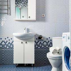 2-комнатные апартаменты люкс Кирова 1-406Б, 4(9)
