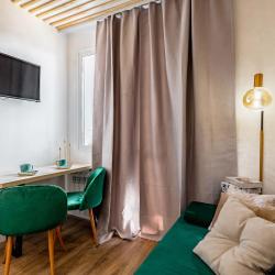 Фото Отель На квартире на улице Сколковская 9Б