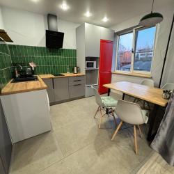 Фото Апартаменты на улице Варламова 31