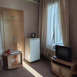 2-местный номер стандарт улучшенный с 1 двуспальной кроватью