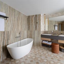 Номер люкс президентский с 2 двуспальными кроватями