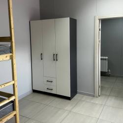 Кровать в 4-местном общем женском номере (удобства на этаже)