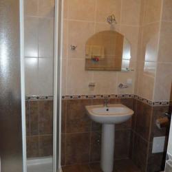 Номер стандарт с 1 двуспальной кроватью